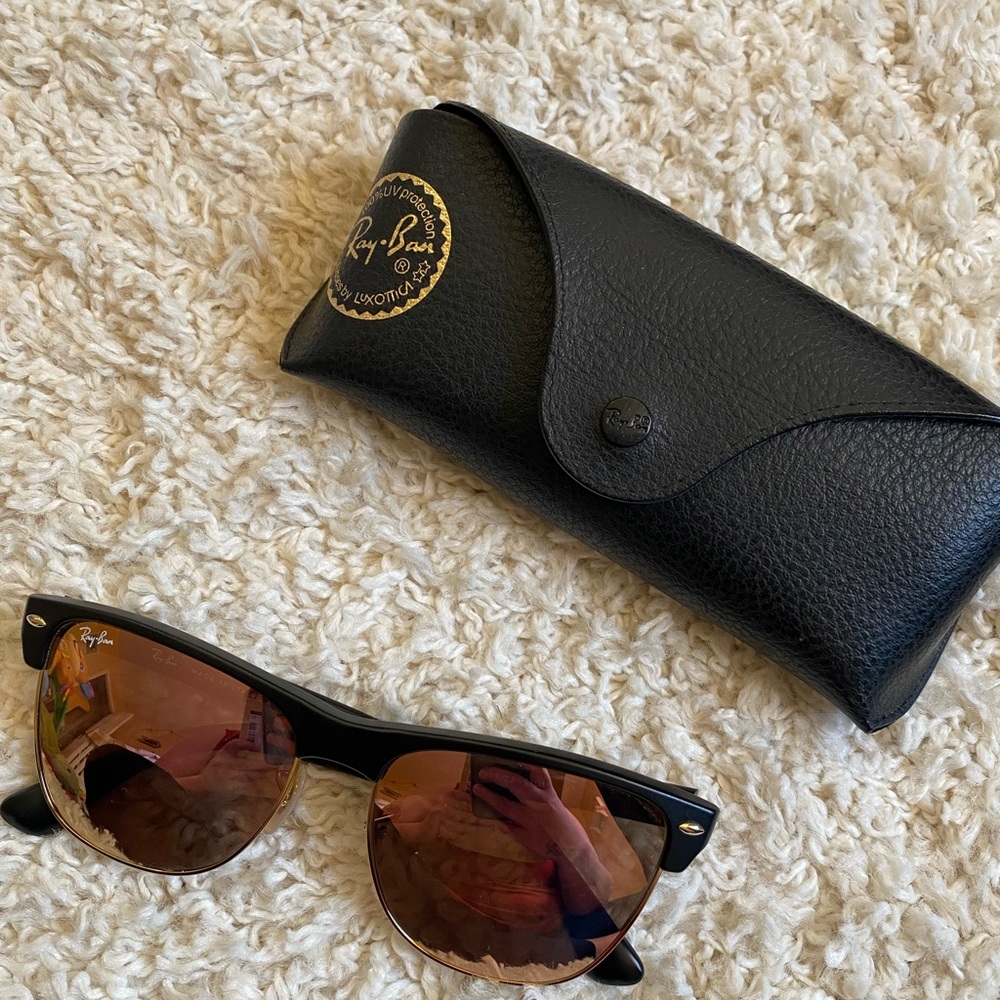 Women’s Ray-Ban Sunglasses